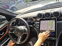 -上海星瀚奔驰4S店(红柳路店)