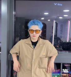 -藤野造型烫发染发