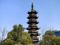 -龙华寺