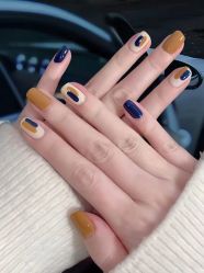 -拾光美甲美睫半永久