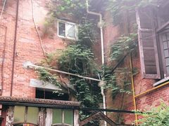 -古董花园(思南路42弄小区店)