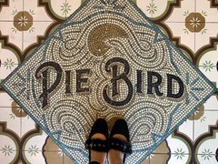-Pie Bird(新闸路店)