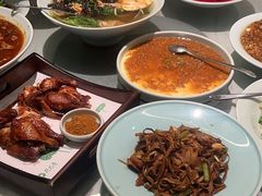 -荷花亭·湖北融合菜(十堰武商MALL店)