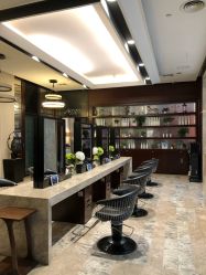 -AKOZO Beauty Salon