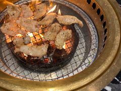 -山川小町·极番烧肉(新地假日广场店)