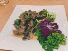 -茂名熹龙国际大酒店(人民广场高铁站店)