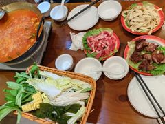 -黔多多贵州地摊火锅(木古地铁站店)
