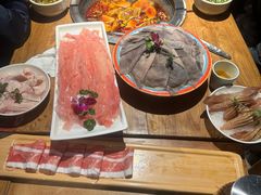 -城墙拐拐火锅(三峡广场黑金冠店)