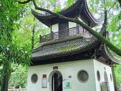 -汇龙潭