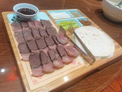-乔家小院•非遗驴肉•本地小海鲜(滨河路店)