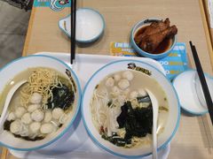 -灵芝妹子海鲜米线(凯德和平广场店)