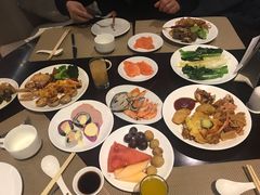 三文鱼生鱼-粤海酒店-旋转餐厅