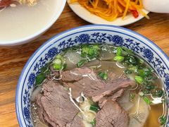 -嘻小北·兰州清汤牛肉面(太平洋森活天地店)