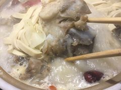 -小骨煲金华砂锅(转塘金街美地店)