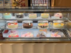 面包甜点陈列柜-哈根达斯(武汉天地店)