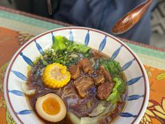 台湾红烧牛肉面-千金一碗·宝岛一村(韩国街店)