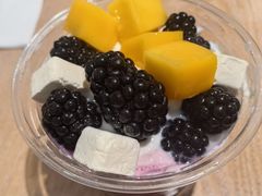 芒果鲜果酸奶-Blueglass酸奶(华贸购物中心店)