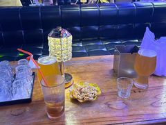 -喜鹊音乐酒馆(西街店)