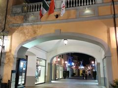 -佛罗伦萨小镇广佛名品奥特莱斯(疏港路店)