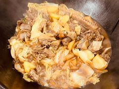 -粘豆包柴火铁锅炖
