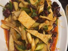 -瑞杰烧烤店·24小时营业(山东路店)