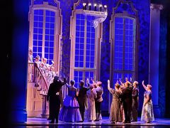 -交通银行前滩31演艺中心