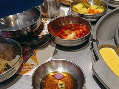 -GOGIYA·咕叽吖韩国传统烤肉店(东方新天地店)