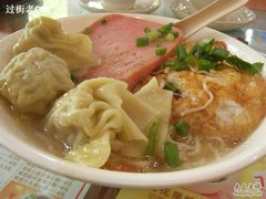 多多美食茶餐厅--火腿蛋云吞面-多多茶餐厅(松风路店)