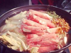 部队锅-MI WU FACTORY米屋美食工厂餐厅(绿地店)