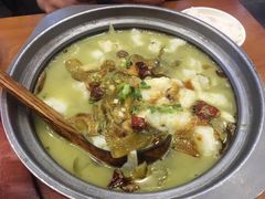 -周鱼小馆石锅酸菜鱼(活力汇店)