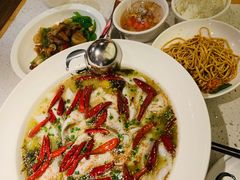 -江渔儿酸菜鱼(映月湖环宇城店)