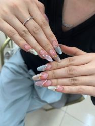 -尤米一站式美甲美睫