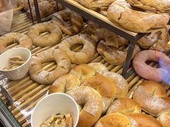 -东哥面包(江宁大润发店)