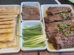 烙饼卷带鱼-北平盛世·新京菜·北京烤鸭(劲松·双井店)