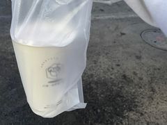 -津椰本·海南正宗椰奶清补凉(店一店)