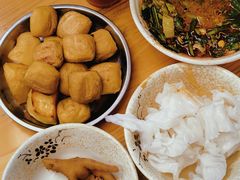 -余庆小吃(小吃一条街店)