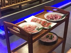 -明洞阿姨·韩式酱蟹烤肉·创意料理(三元桥店)