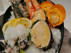 -领鲜活海鲜榴莲自助火锅(东门店)