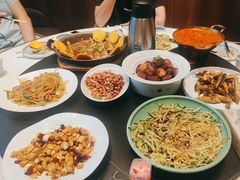 -五谷丰登农家院·地道胶东菜·海鲜烧烤(威海店)