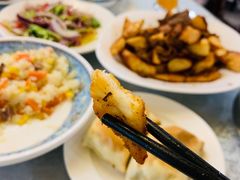 -汗腾格里·风味餐厅(新疆驻京办店)