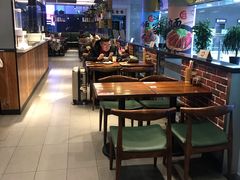 大堂-李先生牛肉面大王(济南火车站候车室店)