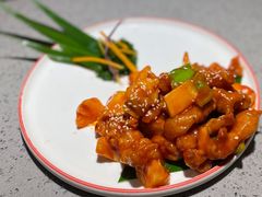 清迈菠萝咕噜肉-觅山云南菜(泊富ICITY店)