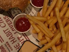 -The Habit Burger Grill 哈比特汉堡(复兴soho店)