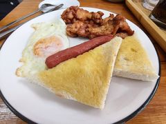 -荣晖咖啡美食(司打口店)