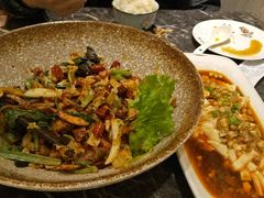麻辣香锅-川人百味(金安中央大街店)