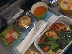 -西沃古尔·拉姆古兰爵士国际机场