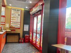 -塔斯汀中国汉堡(白云京溪地铁站店)