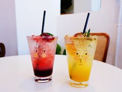 气泡水-Cheevit Cheeva(Sirimangkalajarn)