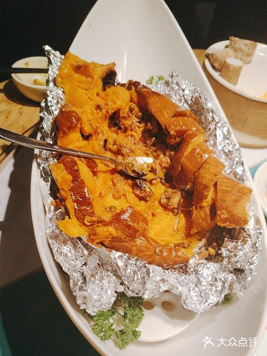 嫩芽 ·地道重庆菜(十八梯露台夜景店)图片