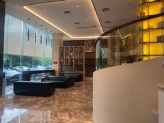 -深圳龙华大浪商业中心亚朵X酒店
